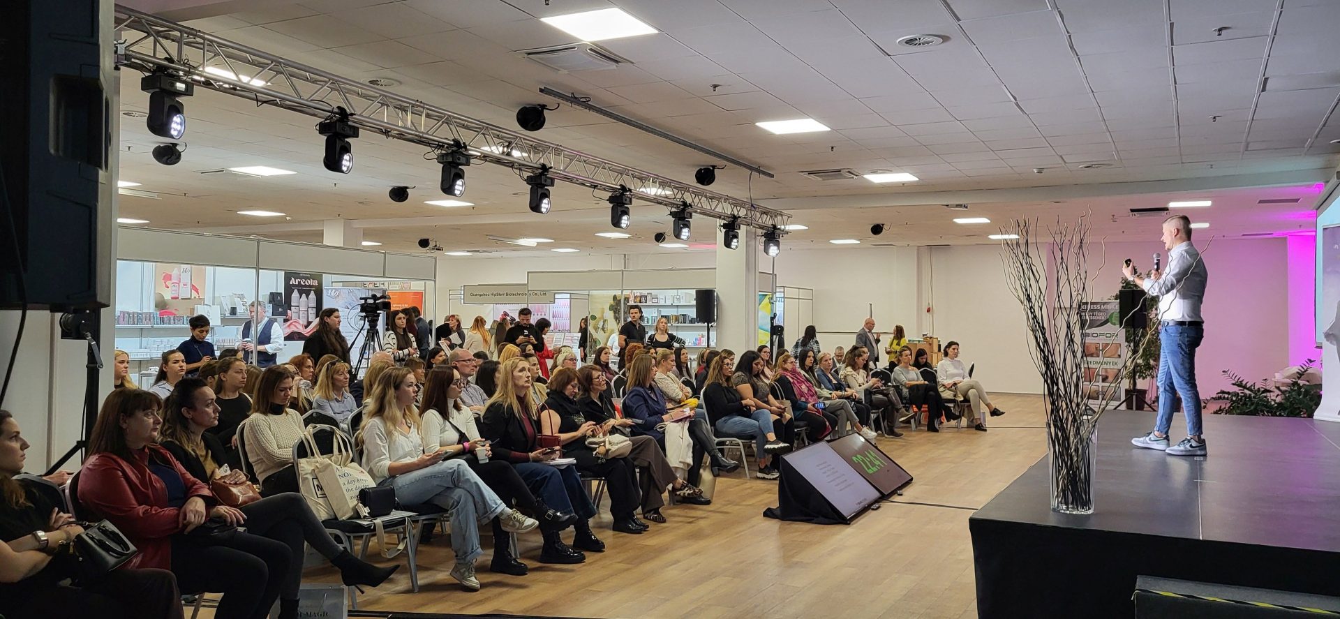 Kozmetikai programok Beauty Kiállítás 2