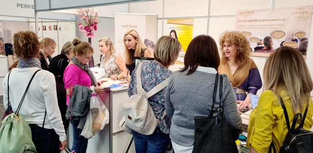 TUDJ MEG MINDENT A SOKSZÍNŰ LÁGYLÉZER-KEZELÉSRŐL! Beauty Kiállítás 1