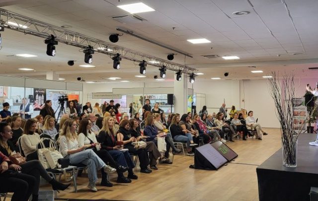 Kozmetikai színpad Beauty Kiállítás 5